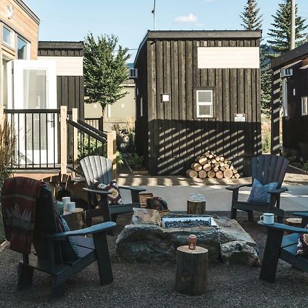 Tiny Homes By Snow Valley Lodging Fernie Exteriör bild