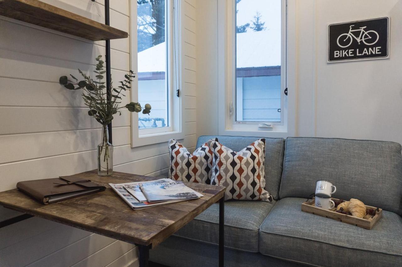 Tiny Homes By Snow Valley Lodging Fernie Exteriör bild